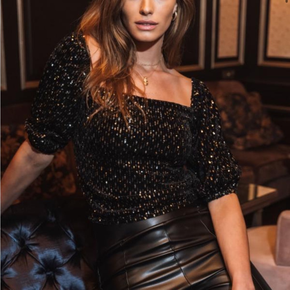 XL Bohme Vero Modo going out sparkly sequin top black